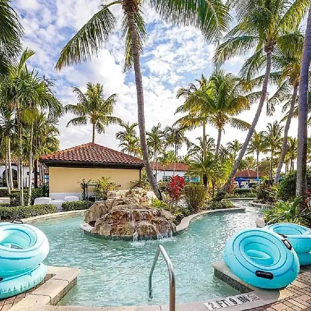 Naples Bay Resort Condo With Fabulous Amenities, Near Beach & Downtown!